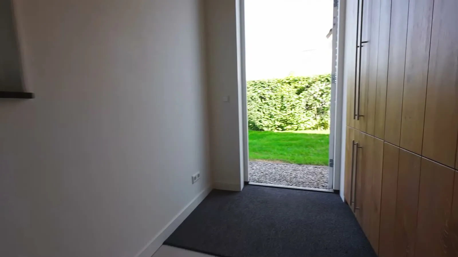 Dronetour Villa 23 — frame 3